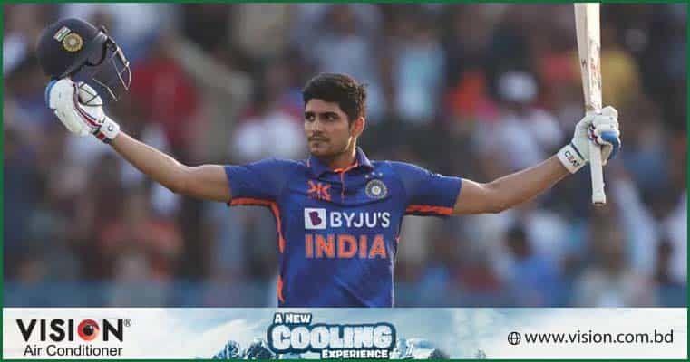 ছেলের সেঞ্চুরির পরও খুশি হতে পারেননি গিলের বাবা